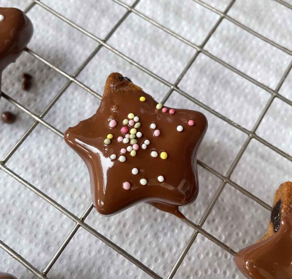 chocolate-star-shortbread